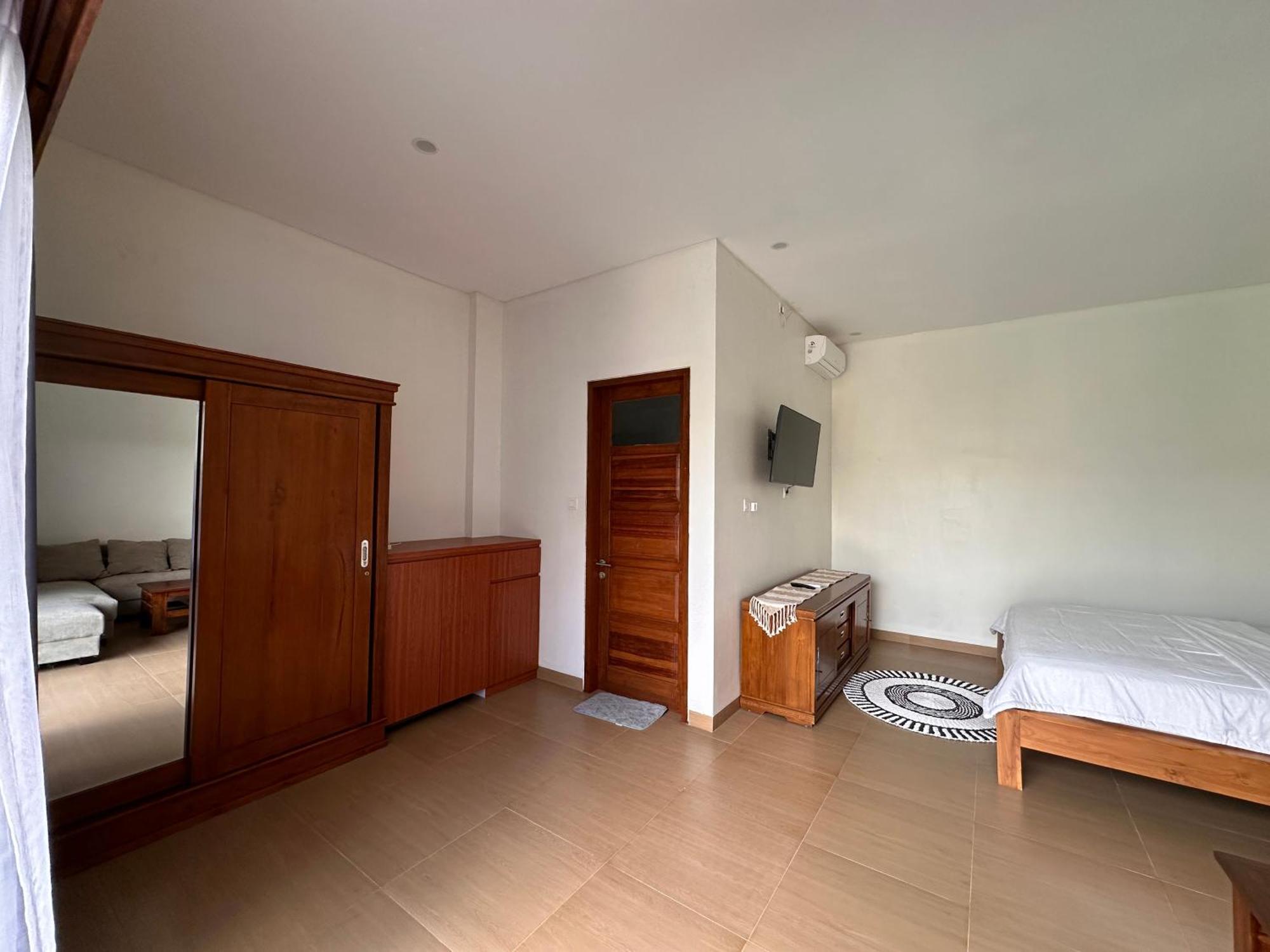 Villa Son Sun Uluwatu Esterno foto