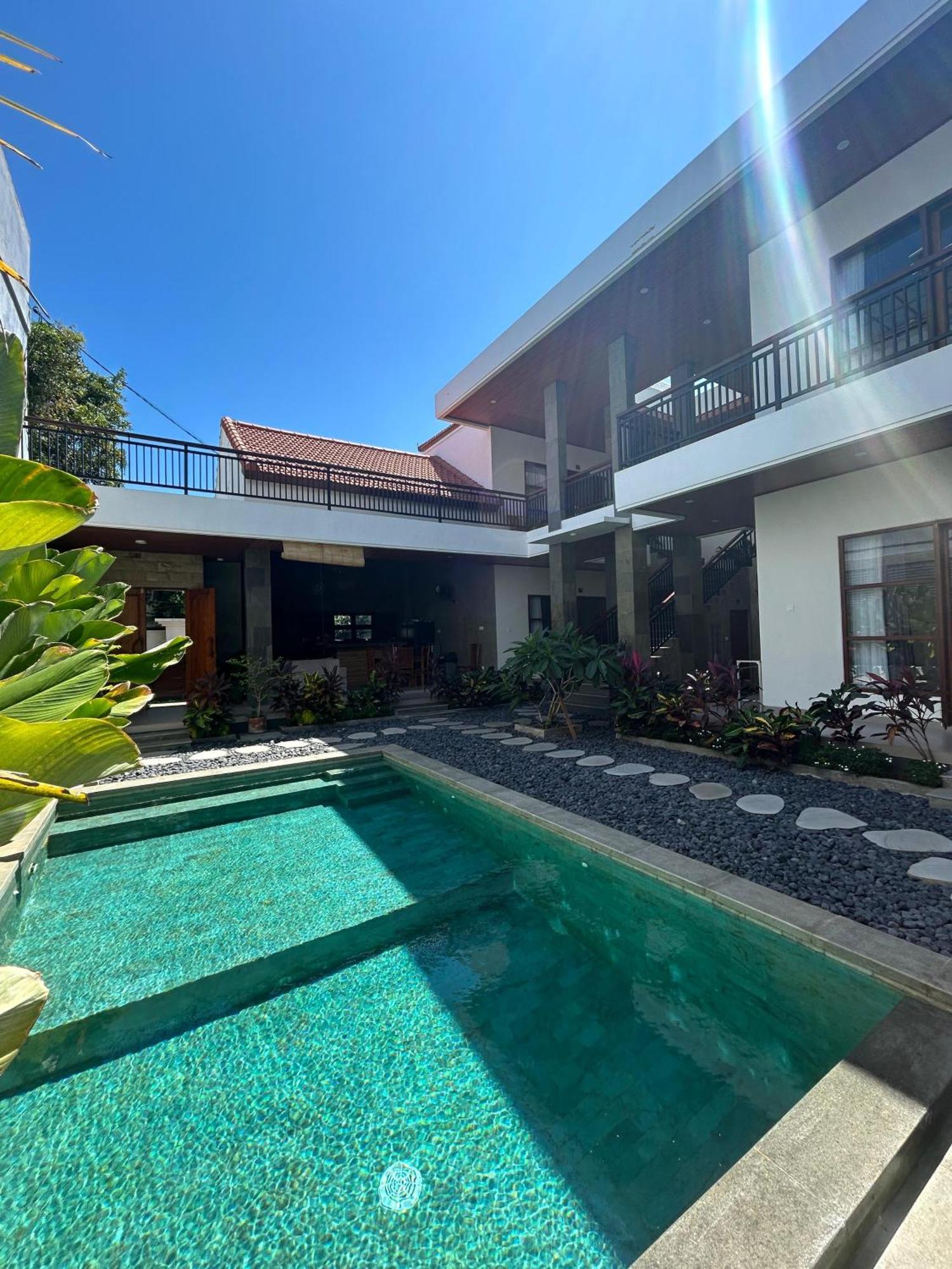 Villa Son Sun Uluwatu Esterno foto