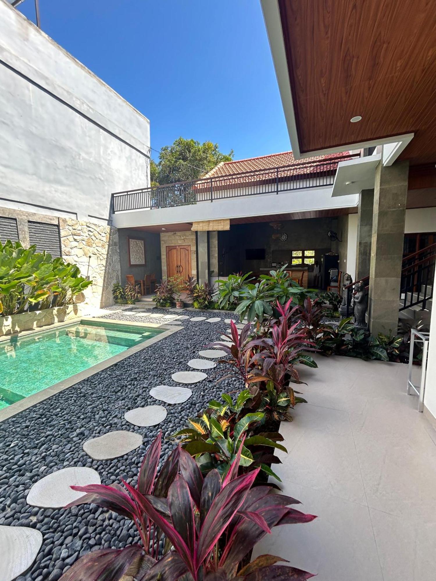 Villa Son Sun Uluwatu Esterno foto
