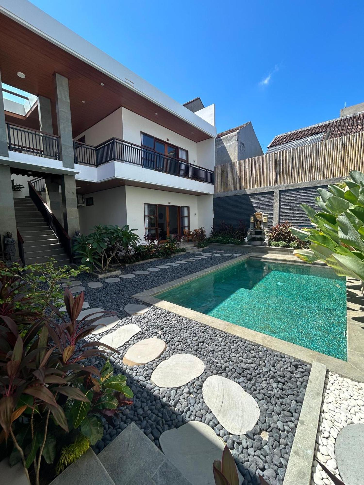 Villa Son Sun Uluwatu Esterno foto